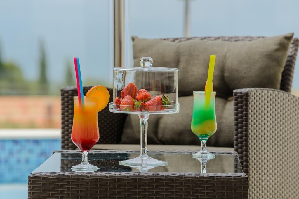 Tandem Apartments With Swimming Pool Cavtat Ngoại thất bức ảnh